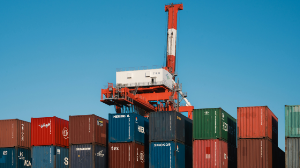 配资知识信息服务 特朗普奉行“美国第一”，日本将何去何从？｜专家热评